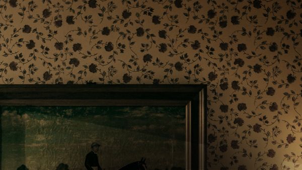 Gros plan sur un tableau du château Rauzan-Ségla